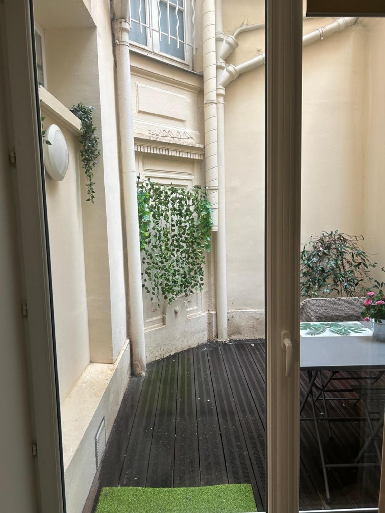 Charmant Studio Au Coeur De Paris Luaran gambar
